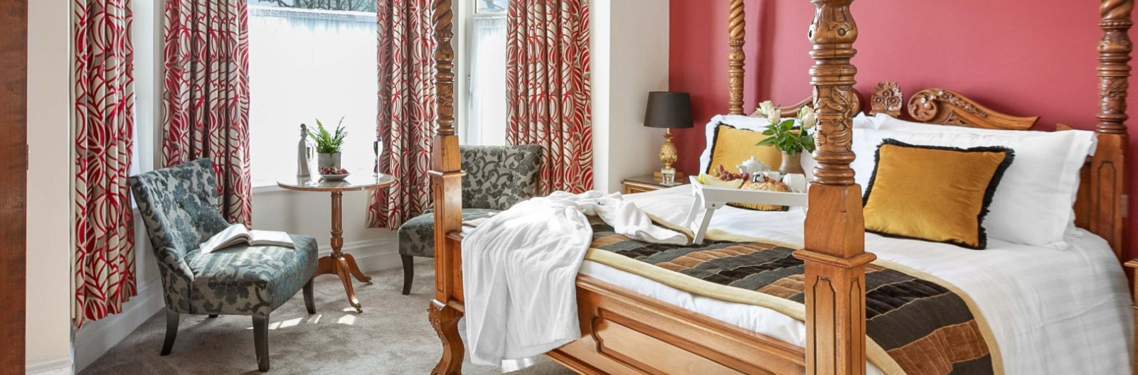 Four poster bedroom The Westgate
